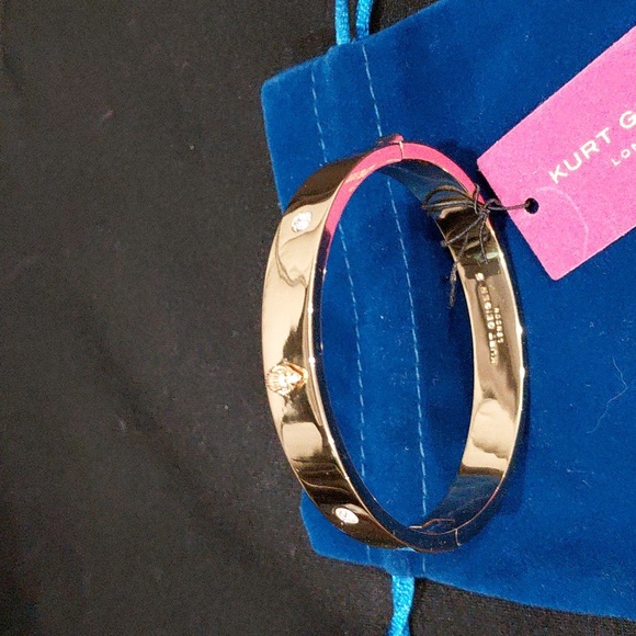 KURT GEIGER LONDON HINGED BRACELET - Picture 2 of 8